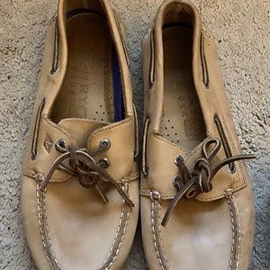 Sperry boat shoes
